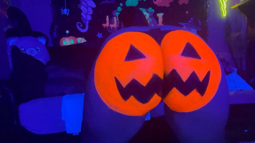 Halloween is cool 🎃