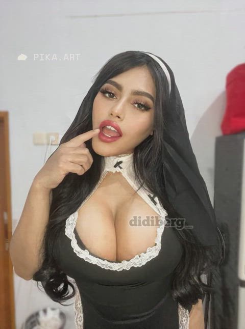 Halloween date with me?