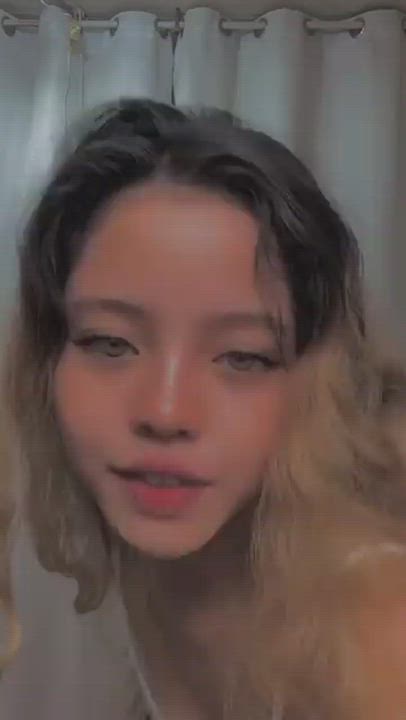 Who wants to cum for this sexy dancing petite? Kik: toxicrevolver