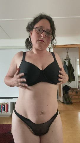 Would you consider dating your next door Milf?