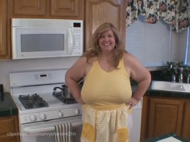 Mommie's Got More Snacks