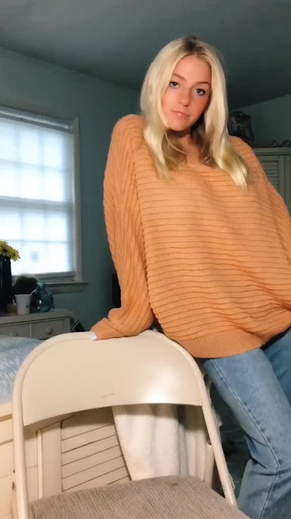 WOW ? (free folder in the comments )