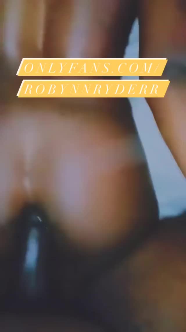 RobynnRyderr Daddy Anal Our Bitch