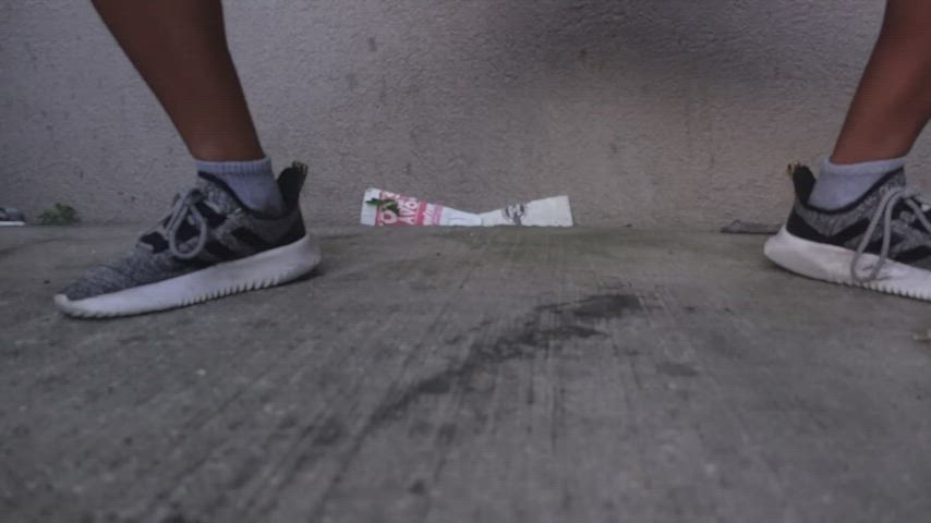 Sidewalk squat