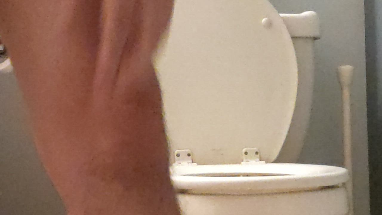 Releasing a big load nice and close up for you ;)