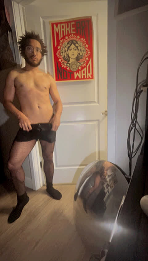 a short tease from ur short king(;