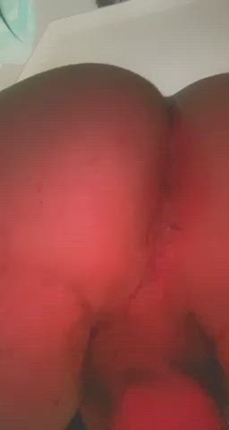 23 m uk. Looking for hung muscular tops. Only add if big dick. Uk guys+ add is jj90129