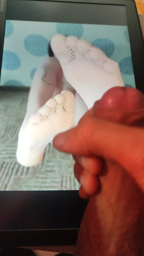 cum on feet feet tribbing tribute gif