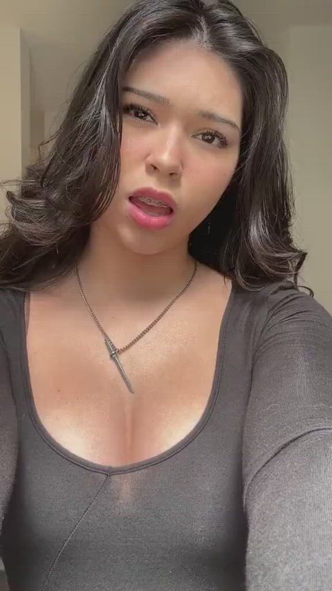 braces dancing dress tiktok braceface thick-booty gif