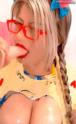 Blowjob Cam Camgirl Dildo Latina MILF Spit Vertical gif