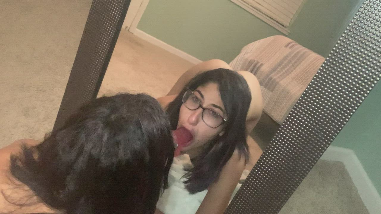 Bet you had no idea the quiet girl with glasses does this at home 💋