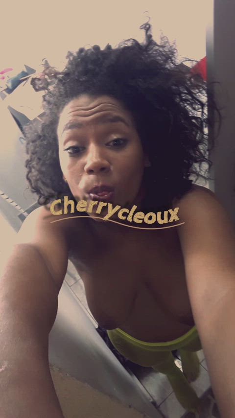 brunette celebrity cute latina milf onlyfans teen venezuelan webcam latinas gif