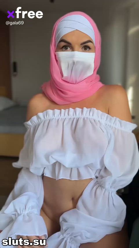 bouncing tits caption cosplay cowgirl cuckold curvy indian latina legs licking gif