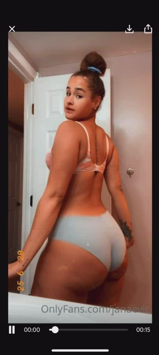 Too much shorts for that ass