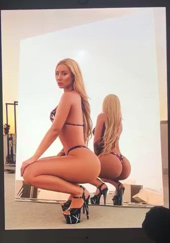 Iggy Azalea waiting patiently for my load