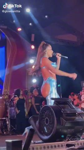 amateur big ass homemade jiggling latina oiled tiktok gif