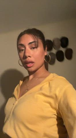 19 years old ass big ass booty bouncing bubble butt onlyfans teen thick gif
