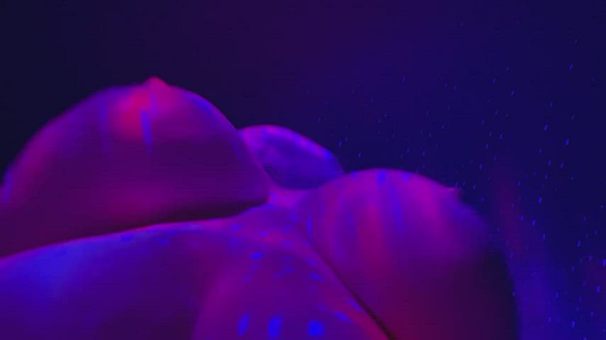 POV I’m bouncing on your cock