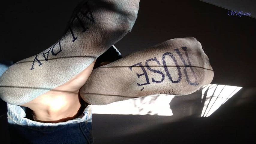 Real worked in #footsweat is what you want in your sock prints. Hours of steaming