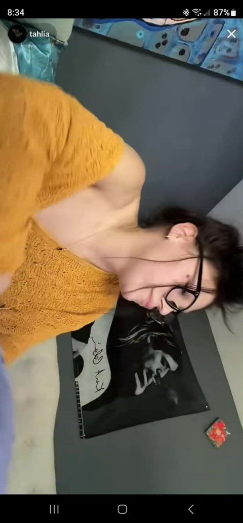 Nipple GIF Live by u/Tiknip