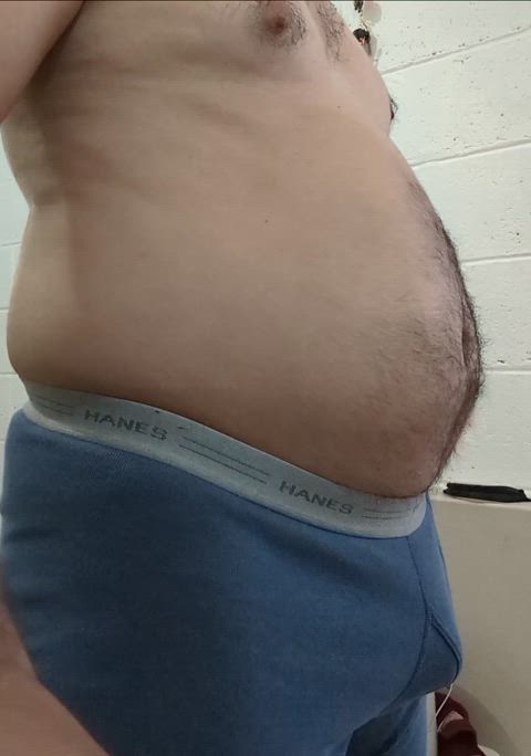 Me encanta como se siente el movimiento de mi panza 