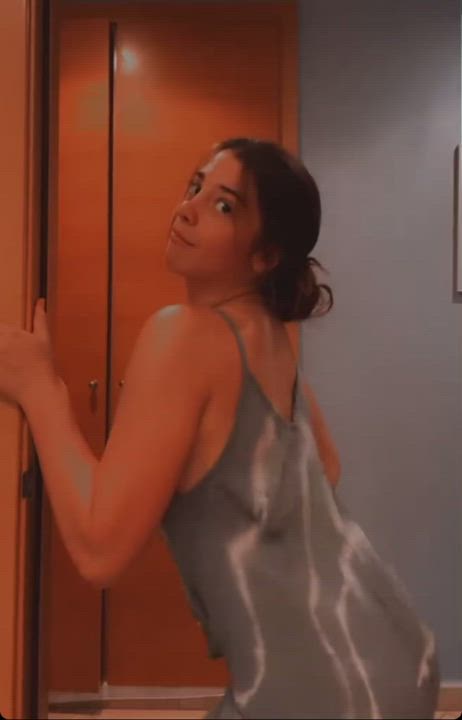 Shaking ass on a Monday morning