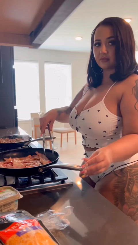 ass clapping big ass jiggle thick-booty gif