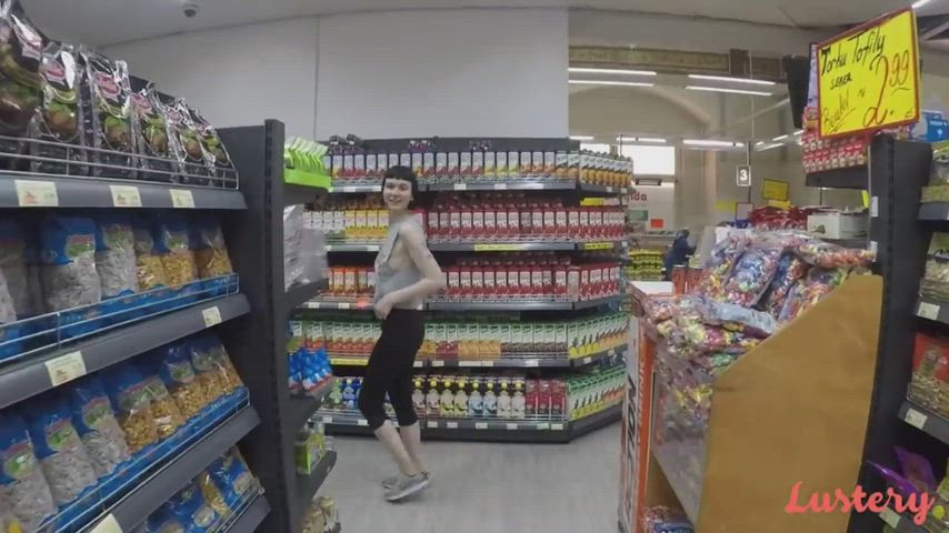 amateur boobs tits gif