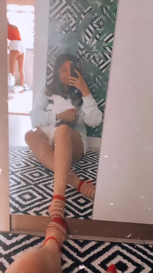  gif