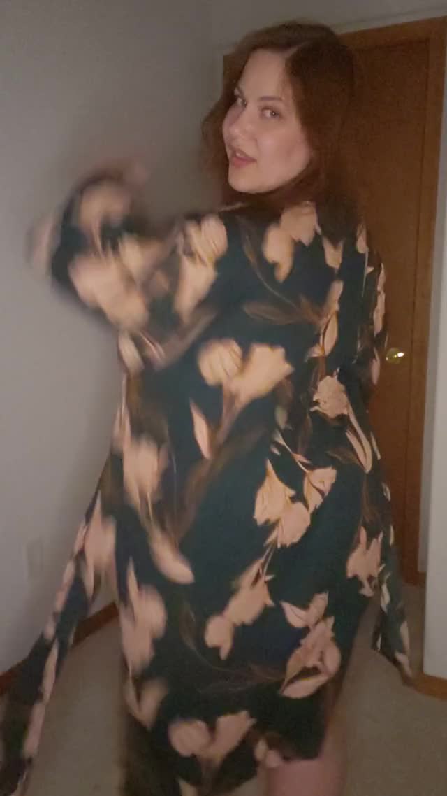 Mal: ass, tits, pussy