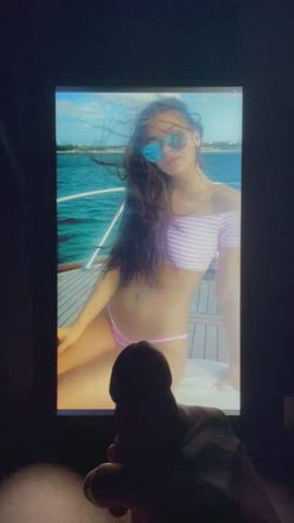 big dick cumshot hailee steinfeld gif