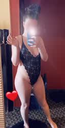 Waiting on my husband 😍 [f] 21