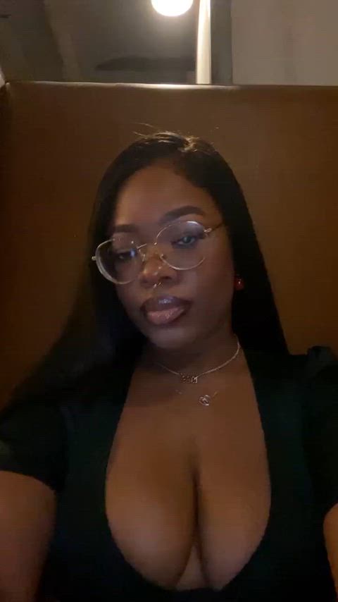 big tits ebony lips lipstick fetish gif