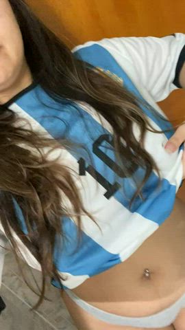 do you like argentinian tits? [OC]