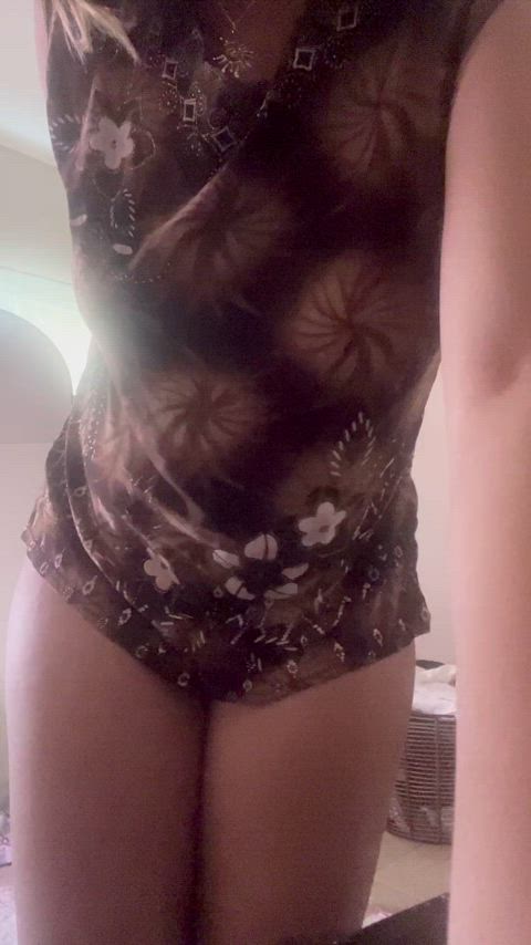 amateur ass big tits gif