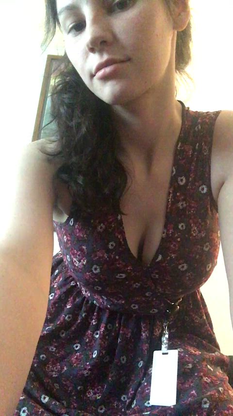 amateur teen undressing gif