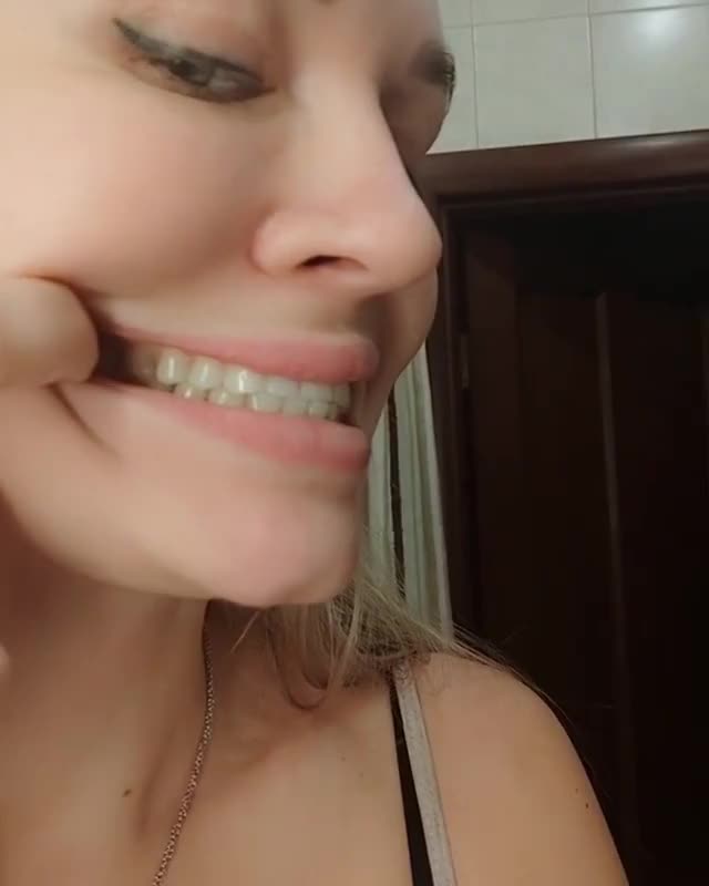 Another amazing long tongue
