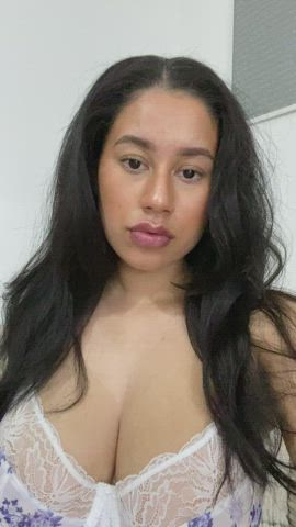 Amateur Curvy Teen gif