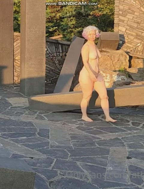 boobs gilf pussy thick milfs-over-30 gif