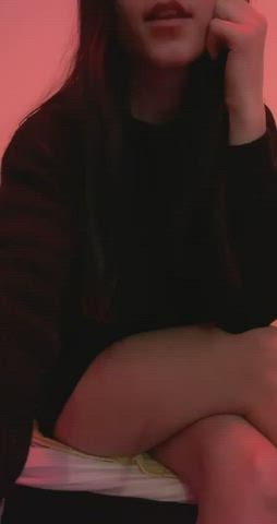 I want to let one lucky Redditor cum on my ass multiple times