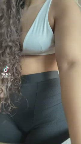 Amazing thighs on 5’11