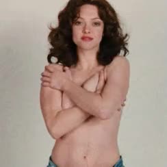Amanda Seyfried Nude and Sexy Movie Scenes