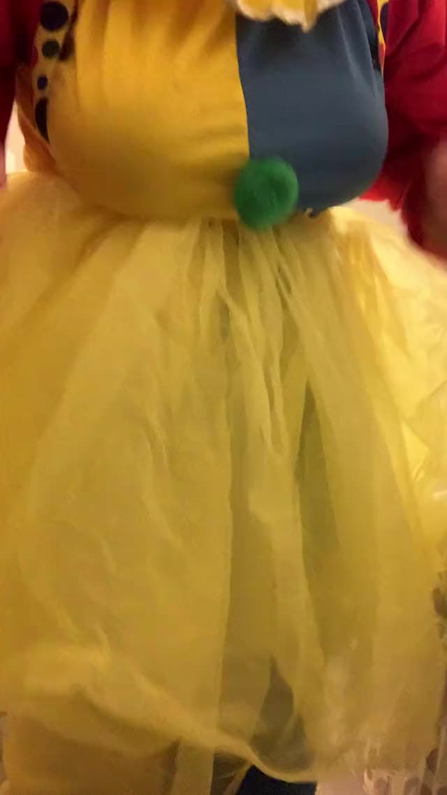 Ever seen a clown strip? Are u terrified or turned on??