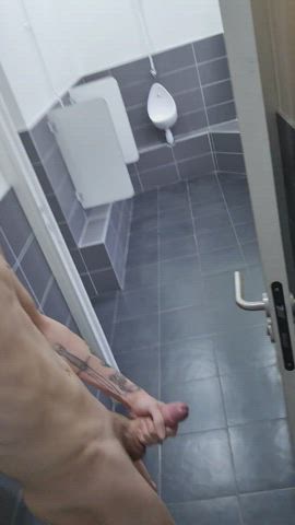 In employee's toilets, some coworkers were in other toilets, more suggestions?
