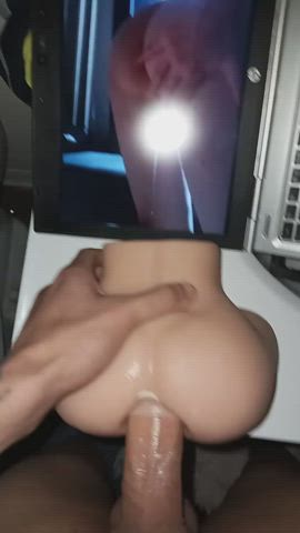 Dripping while taking backshots! 😱