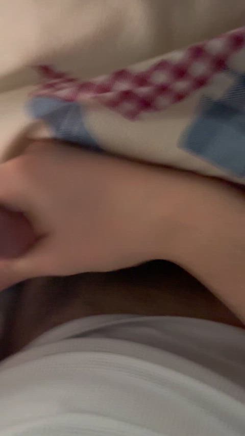 cum cum on feet cumshot cumshots hentai homemade precum gif