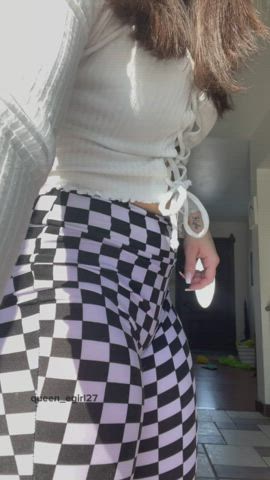 Do you like my flare pants :p