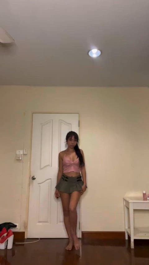 Would you mind if I wore this on our date?