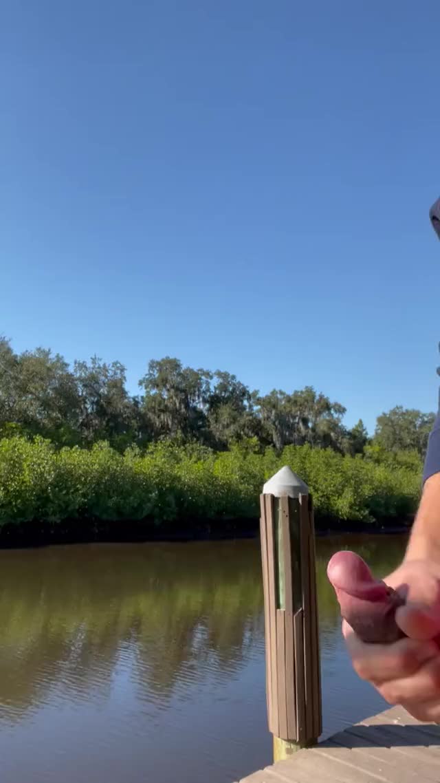 Public cumshot