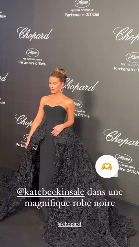 actress brunette celebrity cleavage fake tits kate beckinsale small tits gif